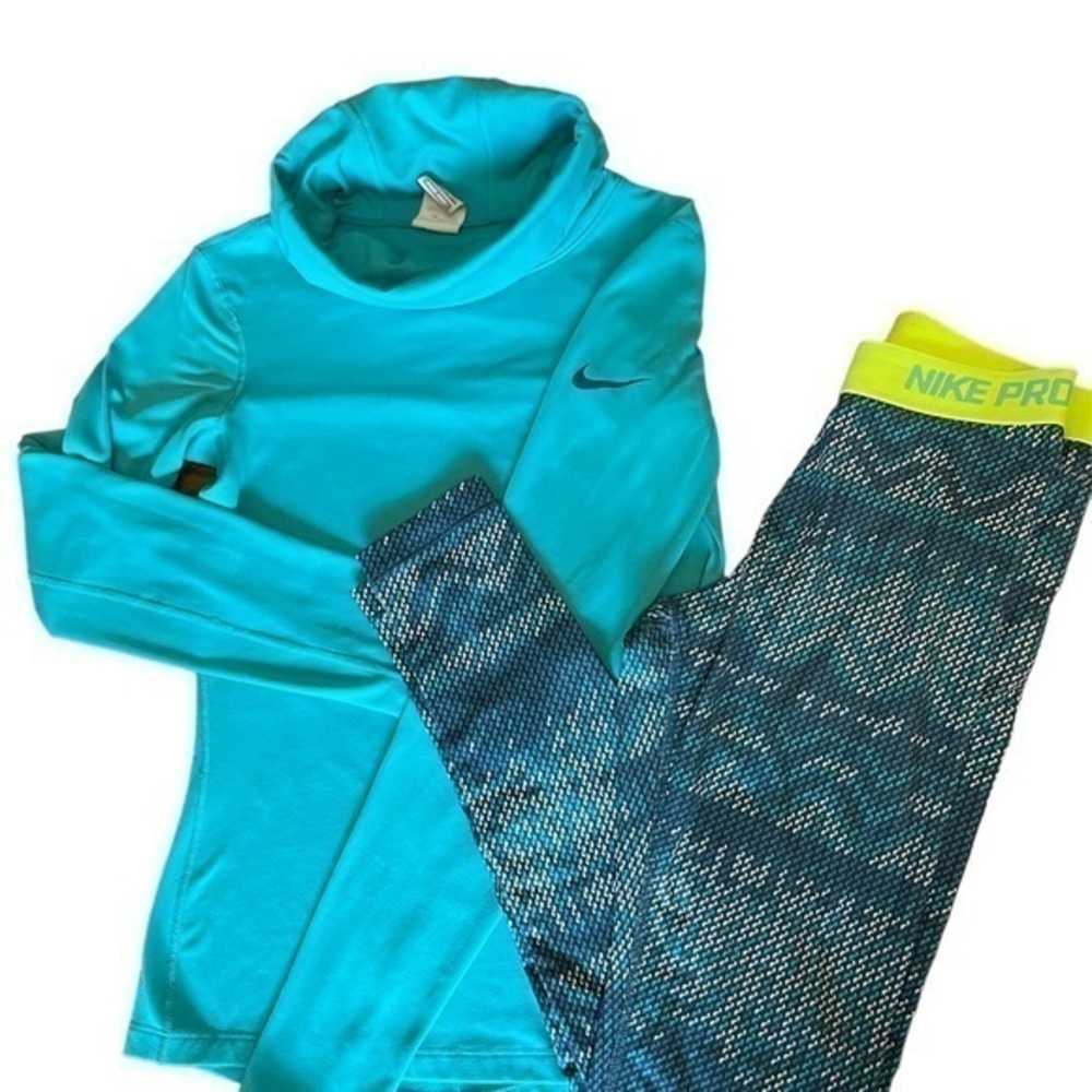 Nike Dry-Fit Thumb Hole Cowl-Neck Top with matching full -length legging